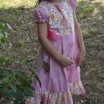 Girls Dress size 5, short s..